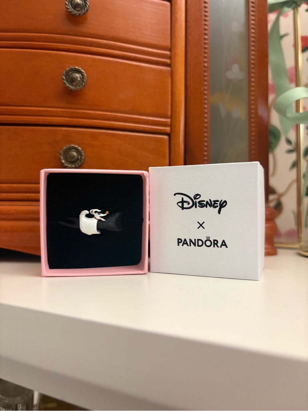 Pandora x Disney Zero Charm with Box